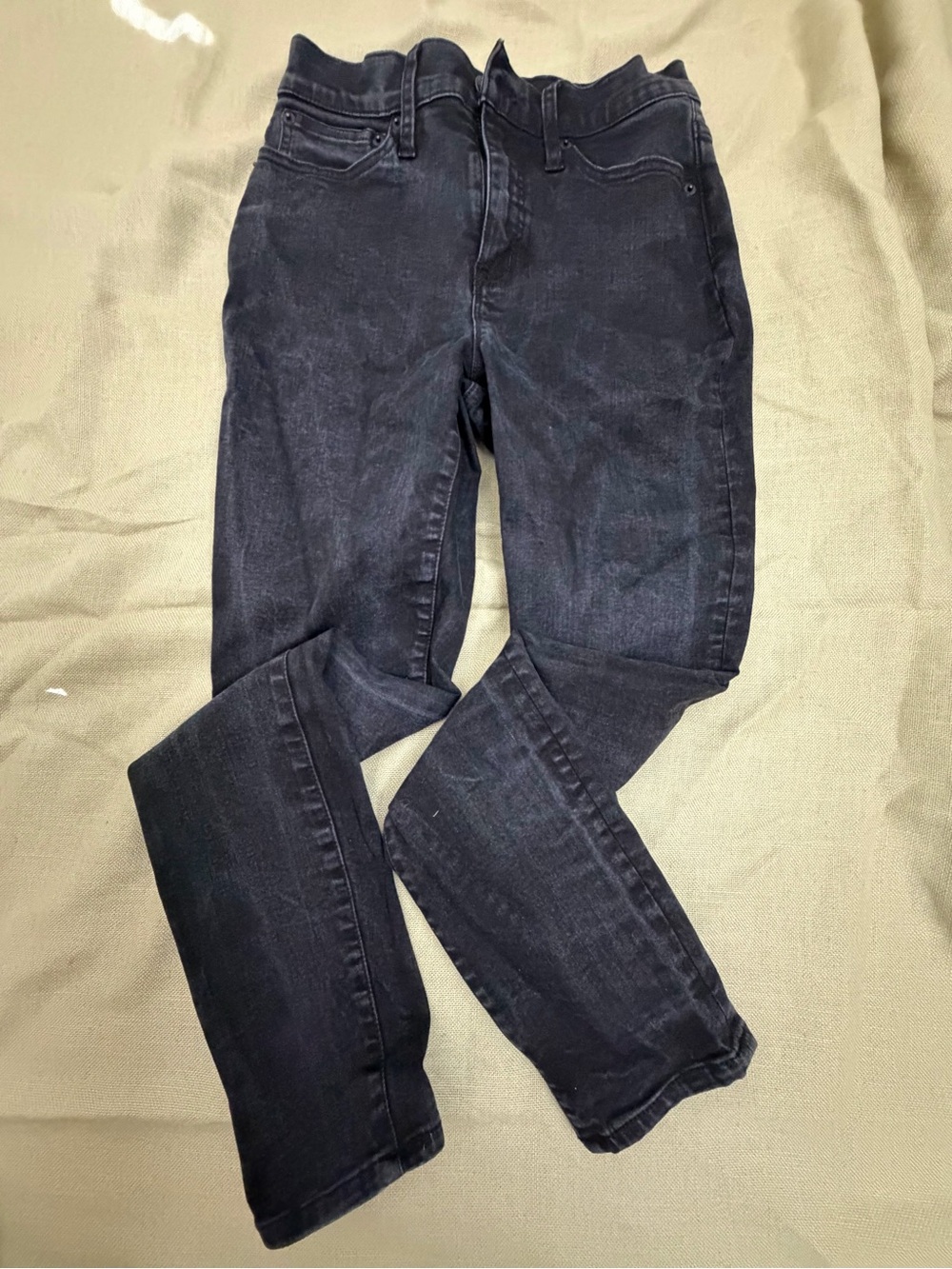 J Crew Women’s Dark Gray Curvy Skinny Jeans-size 27